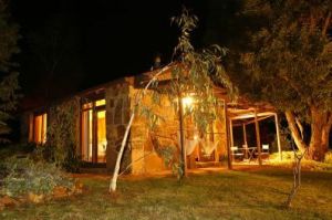 Wombat Hills Cottages - Accommodation Bookings