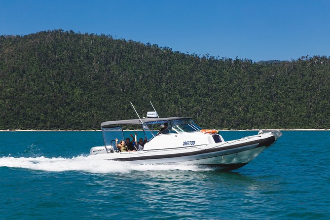 Private Standard Charter Experience in Whitsundays - Accommodation Bookings